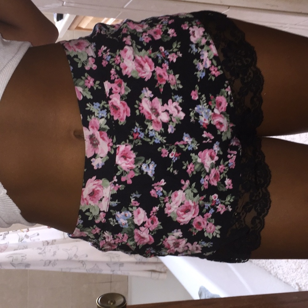 Forever 21 Floral print shorts
